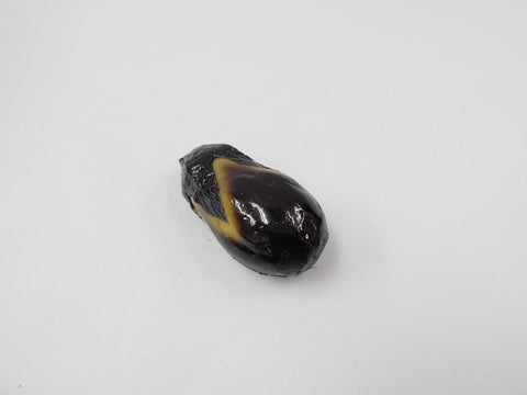 Aubergine (petite) Aimant