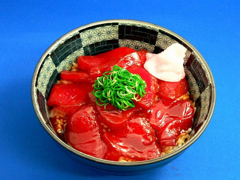 Maguro-don (Bol de riz avec thon à Nageaoire jaune) Réplique