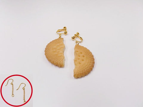 Broken Cookie (half-size) Pierced Earrings