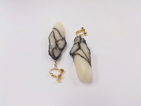 Oyster Clip-On Earrings