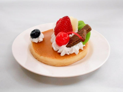 Pancake avec Fruits assortis & Crème Fouettée Socle de Smartphone