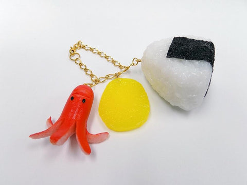Sausage (Mouthless Octopus-Shaped), Onigiri (Rice Ball) (medium) & Pickled Japanese Radish Bag Charm