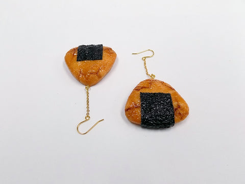 Senbei (Japanese Cracker) with Seaweed (small) Pierced Earrings
